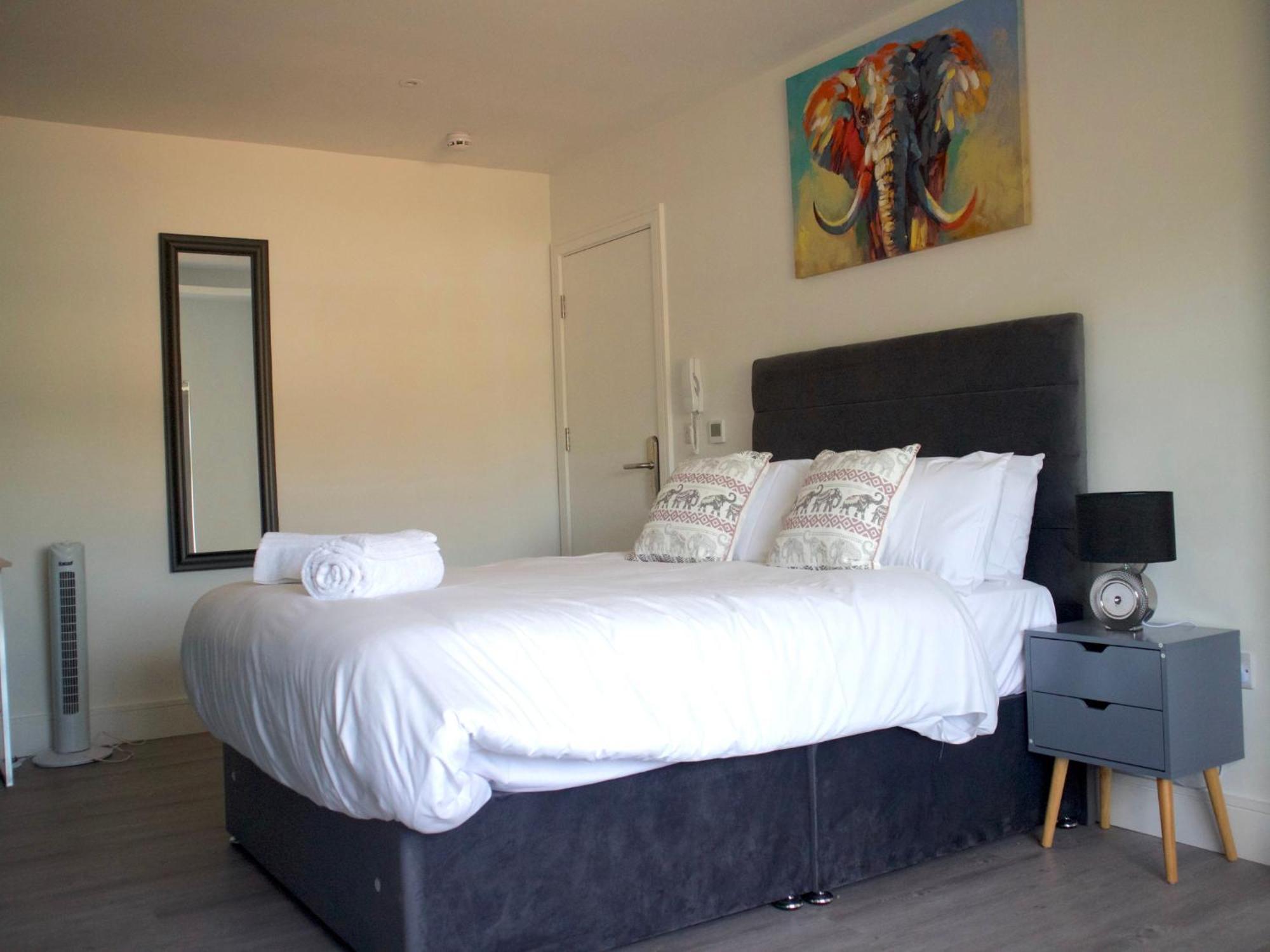 The Coppice Apartamento Watford  Exterior foto