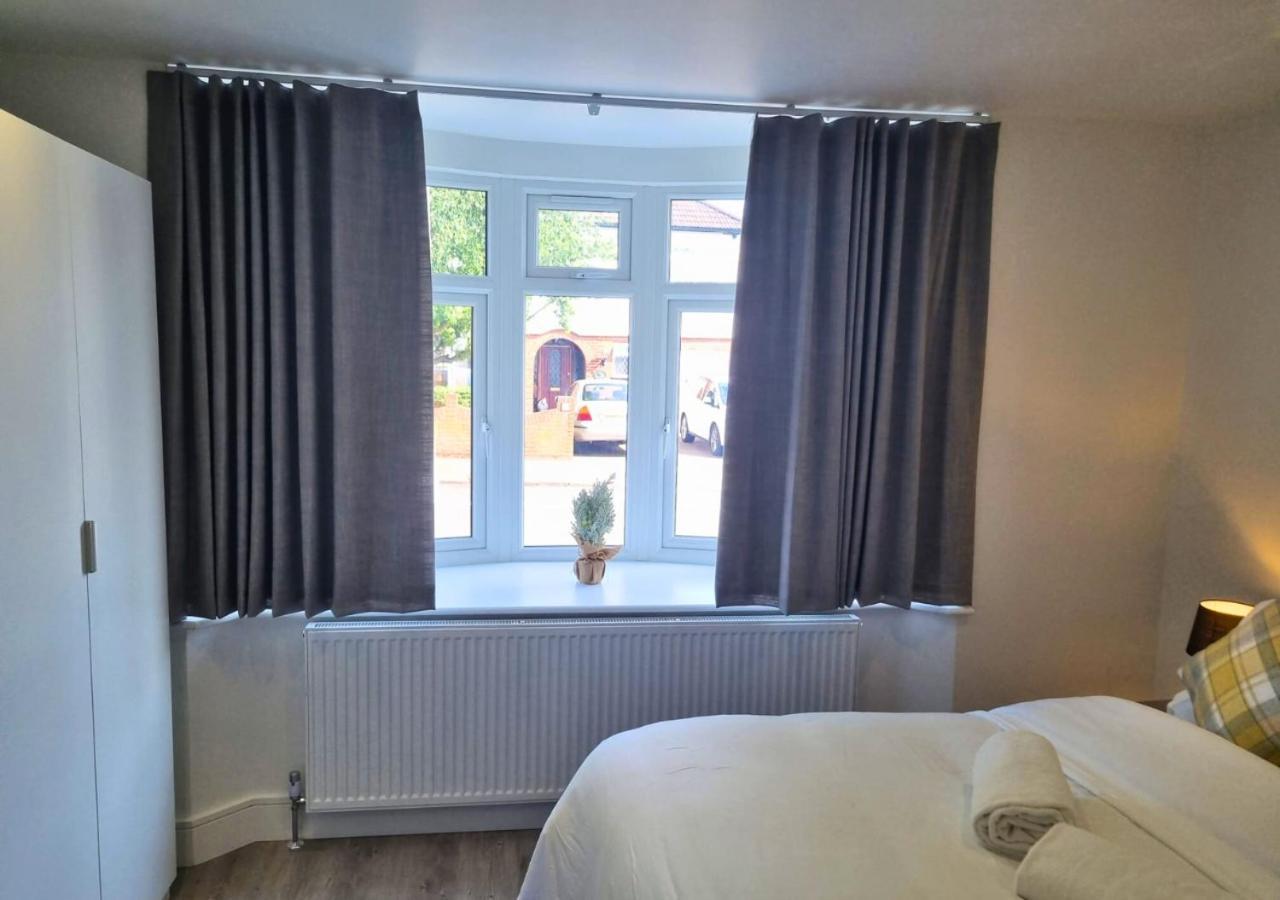 The Coppice Apartamento Watford  Exterior foto