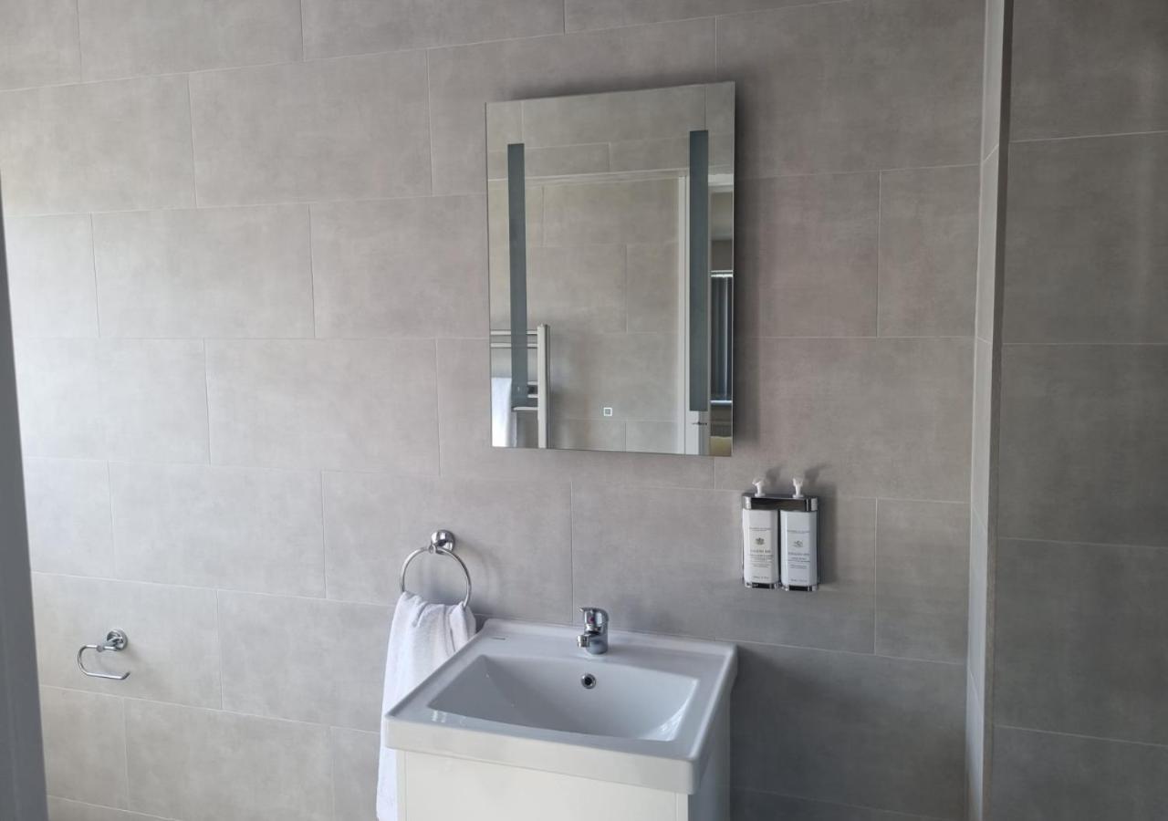 The Coppice Apartamento Watford  Exterior foto