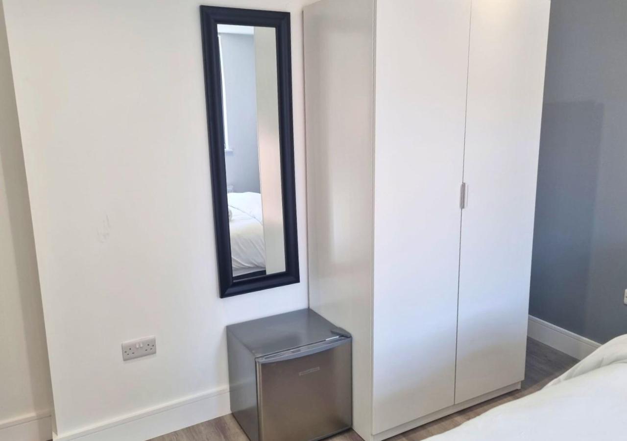 The Coppice Apartamento Watford  Exterior foto